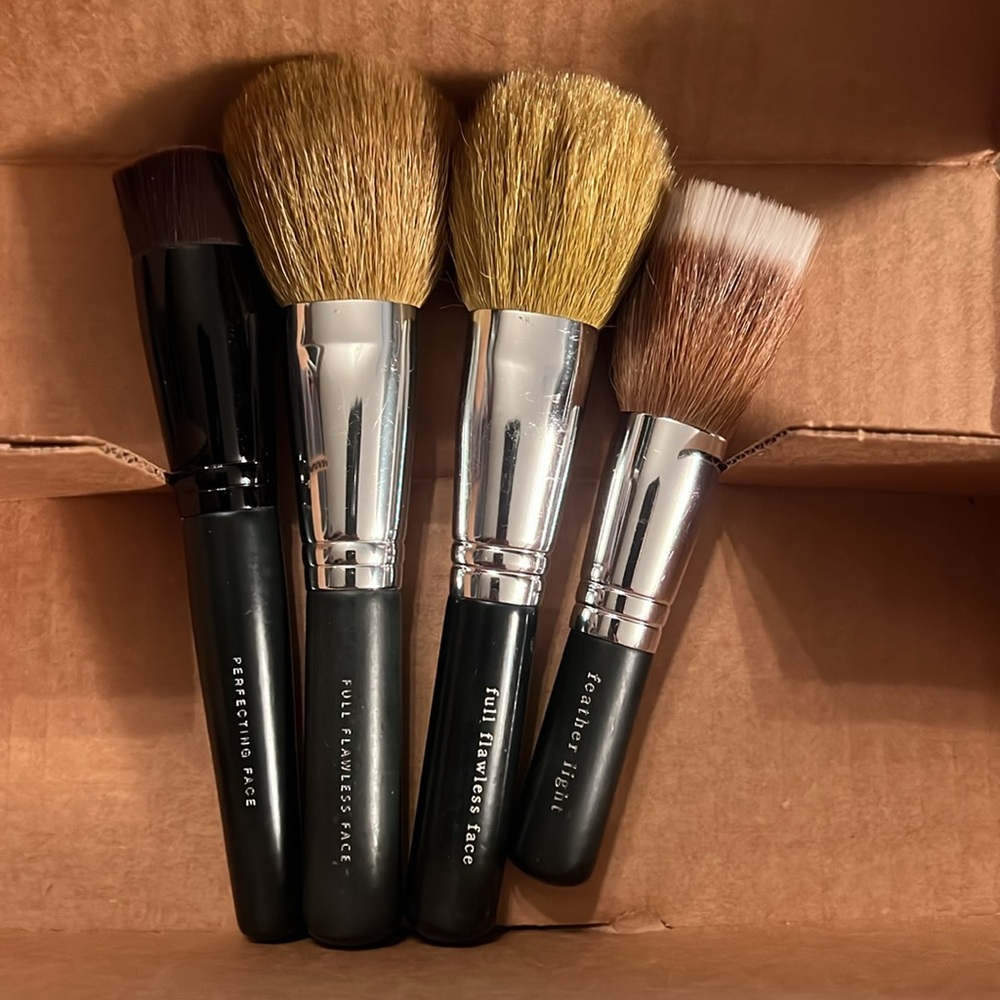 Bareminerals Flawless Perfecting Face Brush Bundle